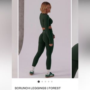 ISO Saski Forest Green Leggings Size Medium